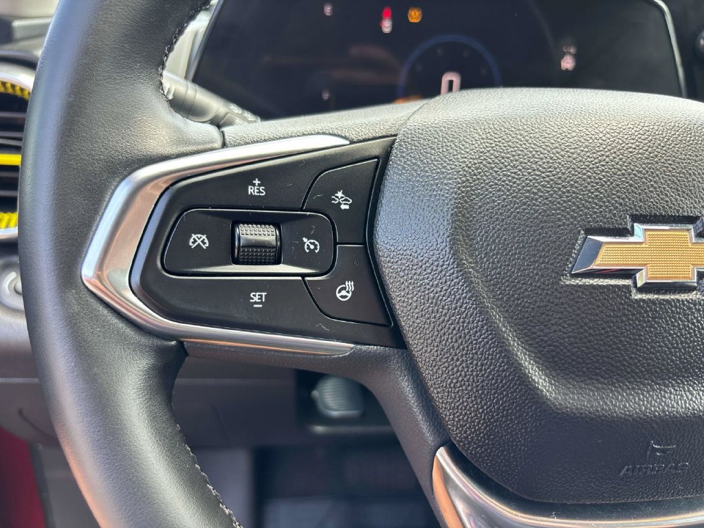 Used 2024 Chevrolet Trax LT w/ Driver Confidence Package FWD image 21