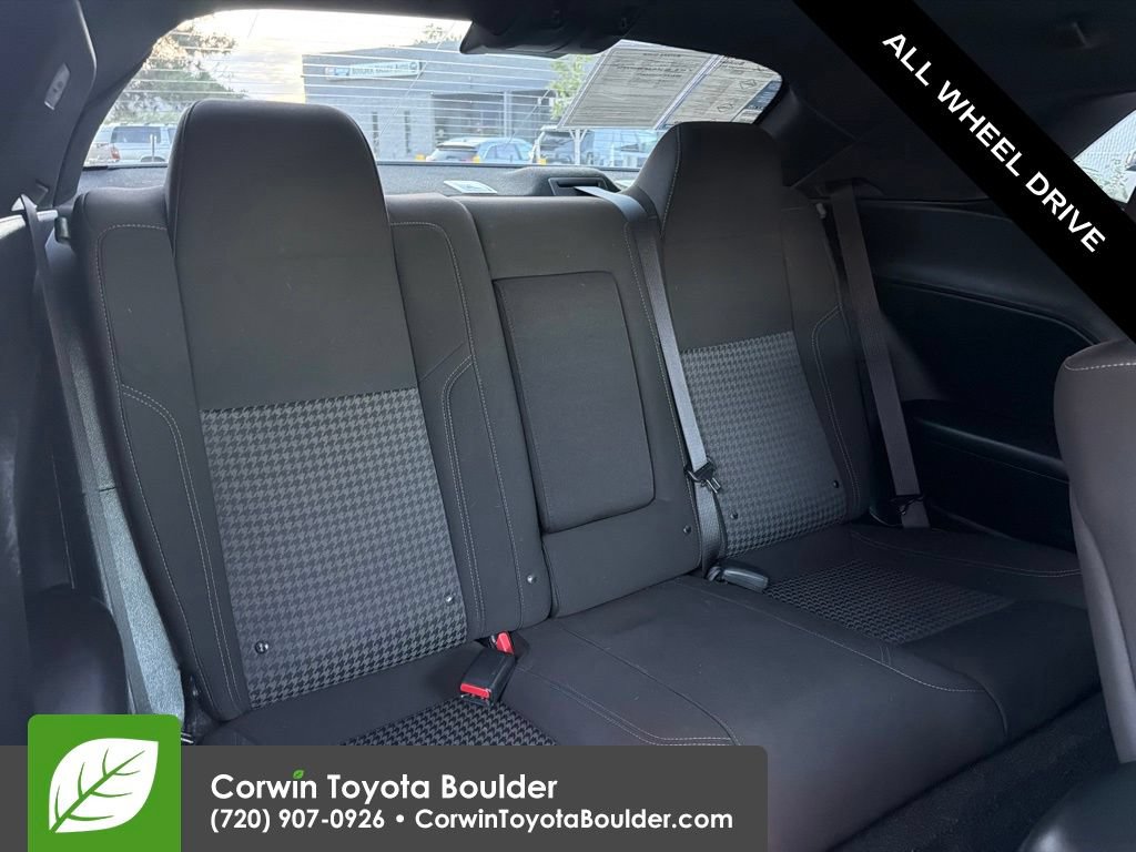 Used 2022 Dodge Challenger SXT w/ Driver Convenience Group AWD/4WD image 14