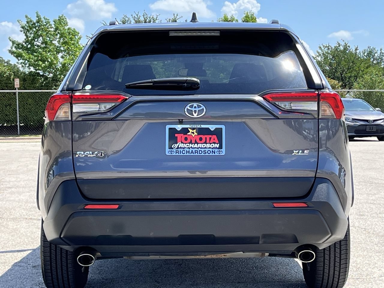 Used 2024 Toyota RAV4 XLE FWD image 5