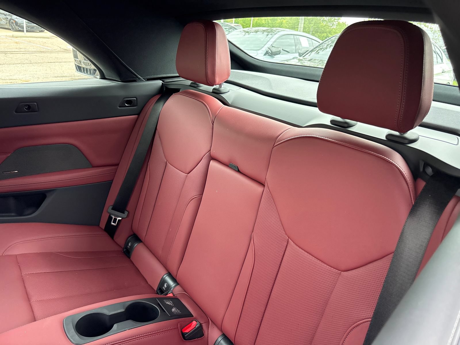 Used 2026 BMW M440i Convertible RWD image 25