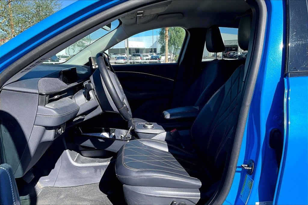 Used 2023 Ford Mustang Mach-E Select RWD image 5