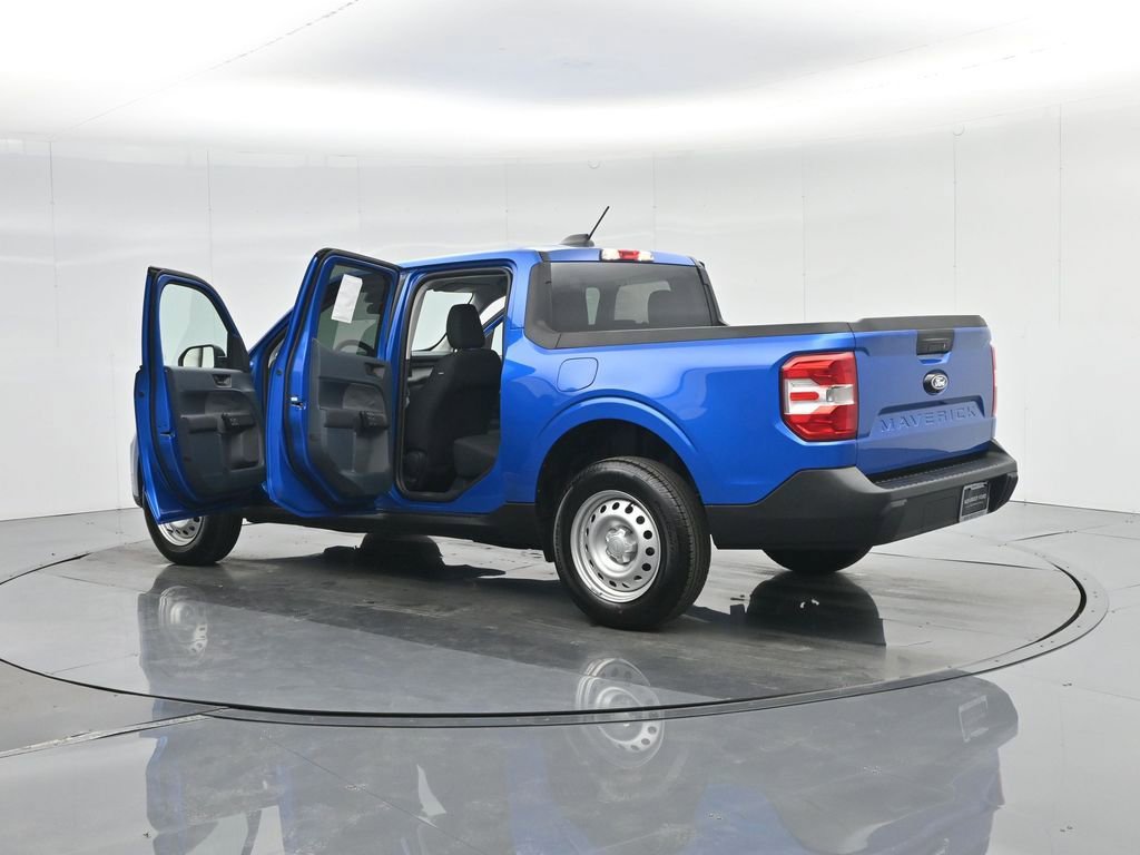 New 2025 Ford Maverick XL image 31