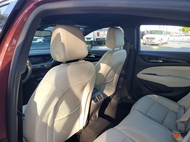 Used 2019 Buick Regal Avenir w/ Driver Confidence Package II FWD image 9