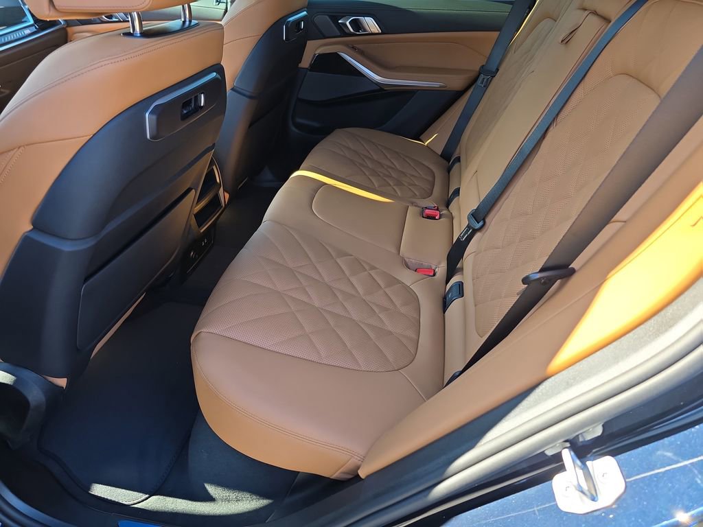 New 2026 BMW X5 M60i w/ Parking Assistance Package image 10