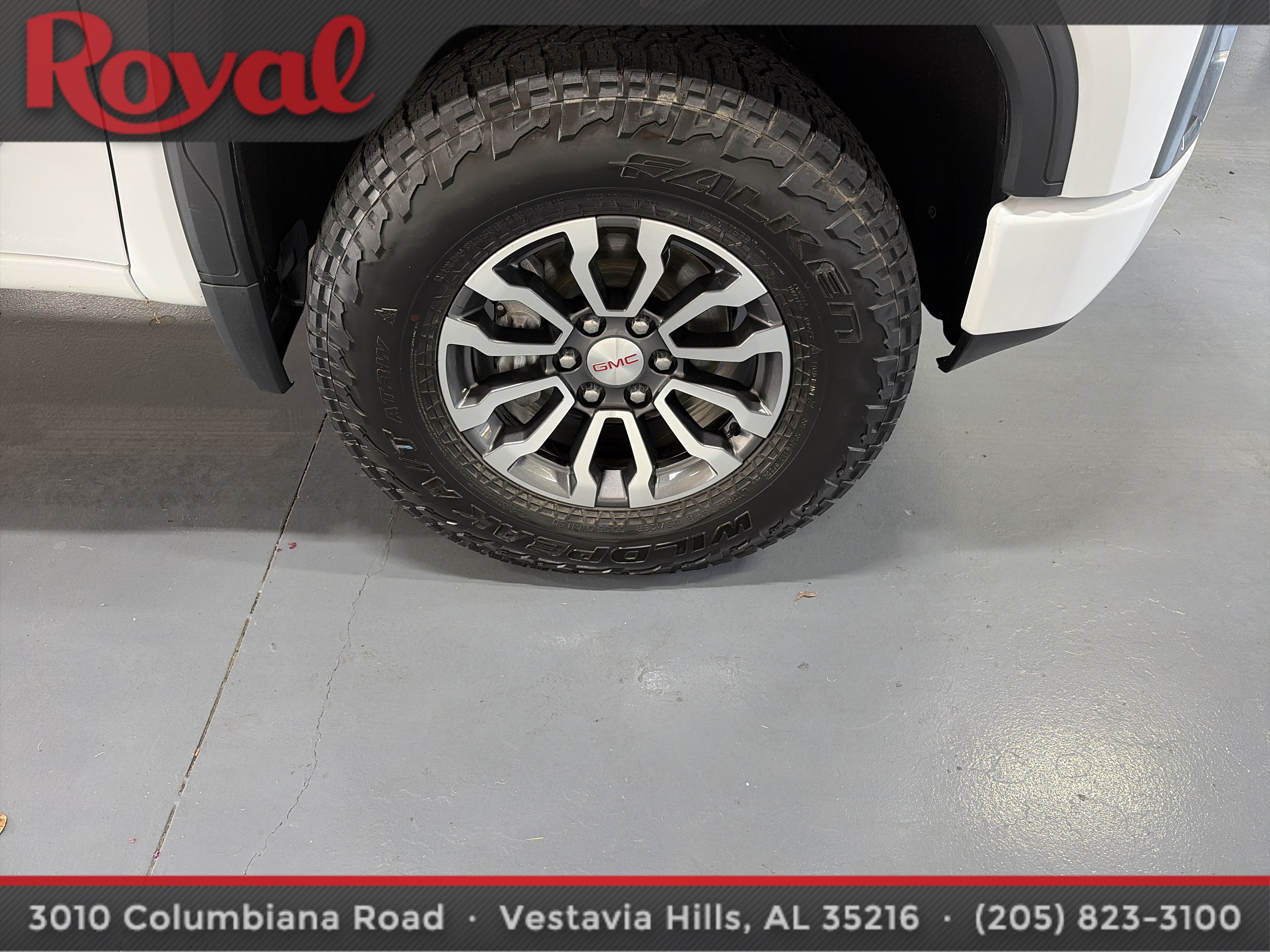 Used 2021 GMC Sierra 1500 AT4 AWD/4WD image 8