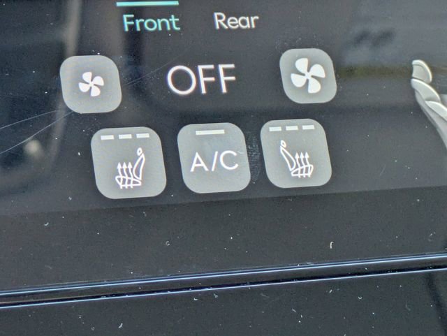 Used 2026 Genesis GV70 2.5T image 24