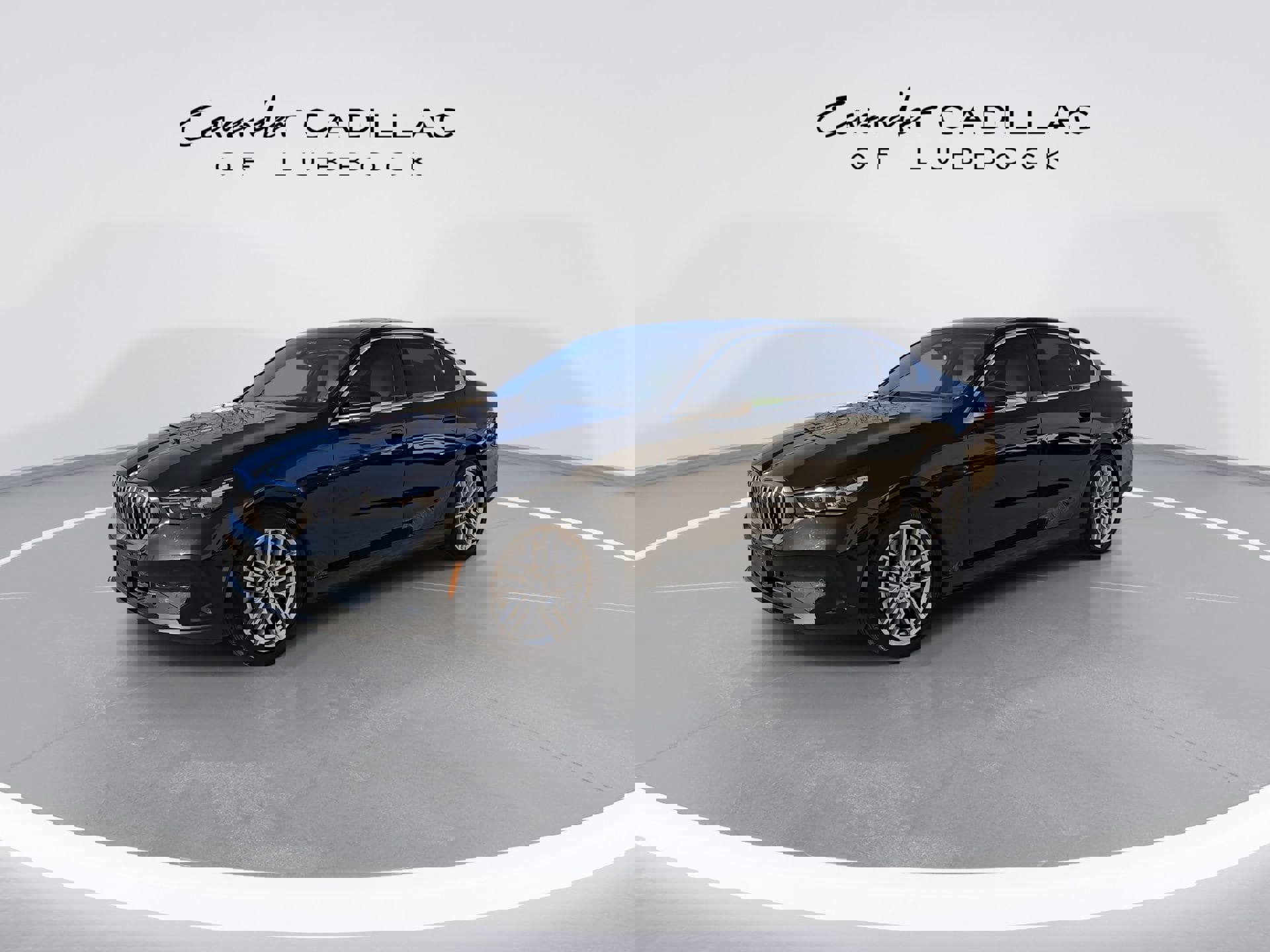 Used 2024 BMW 530i xDrive w/ Premium Package image 4