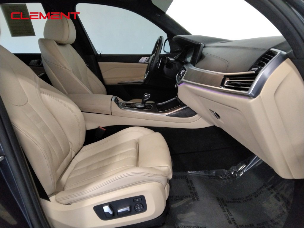 Used 2021 BMW X7 xDrive40i w/ Premium Package image 46