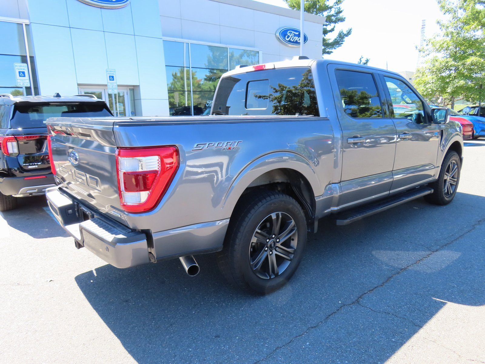 Used 2021 Ford F150 Lariat w/ Equipment Group 502A High image 7