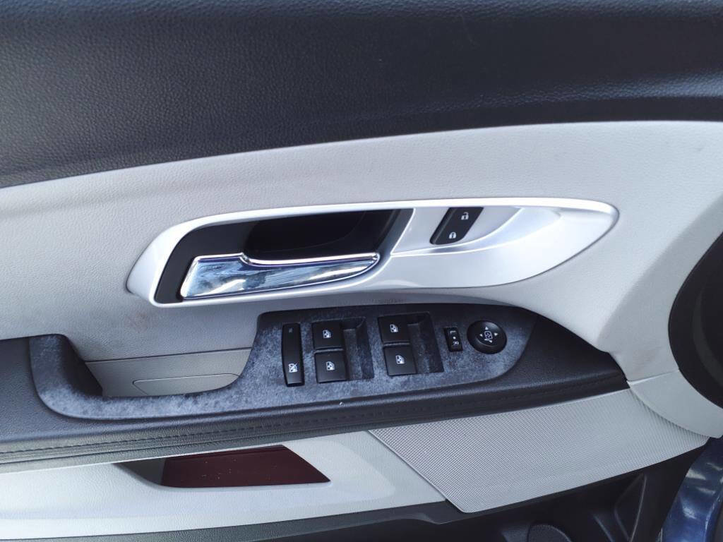 Used 2016 Chevrolet Equinox LT image 11