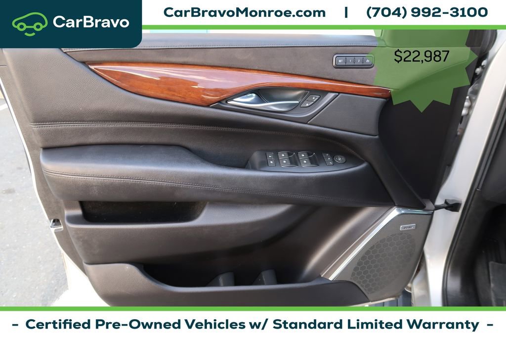 Certified 2018 Cadillac Escalade Premium Luxury AWD/4WD image 16