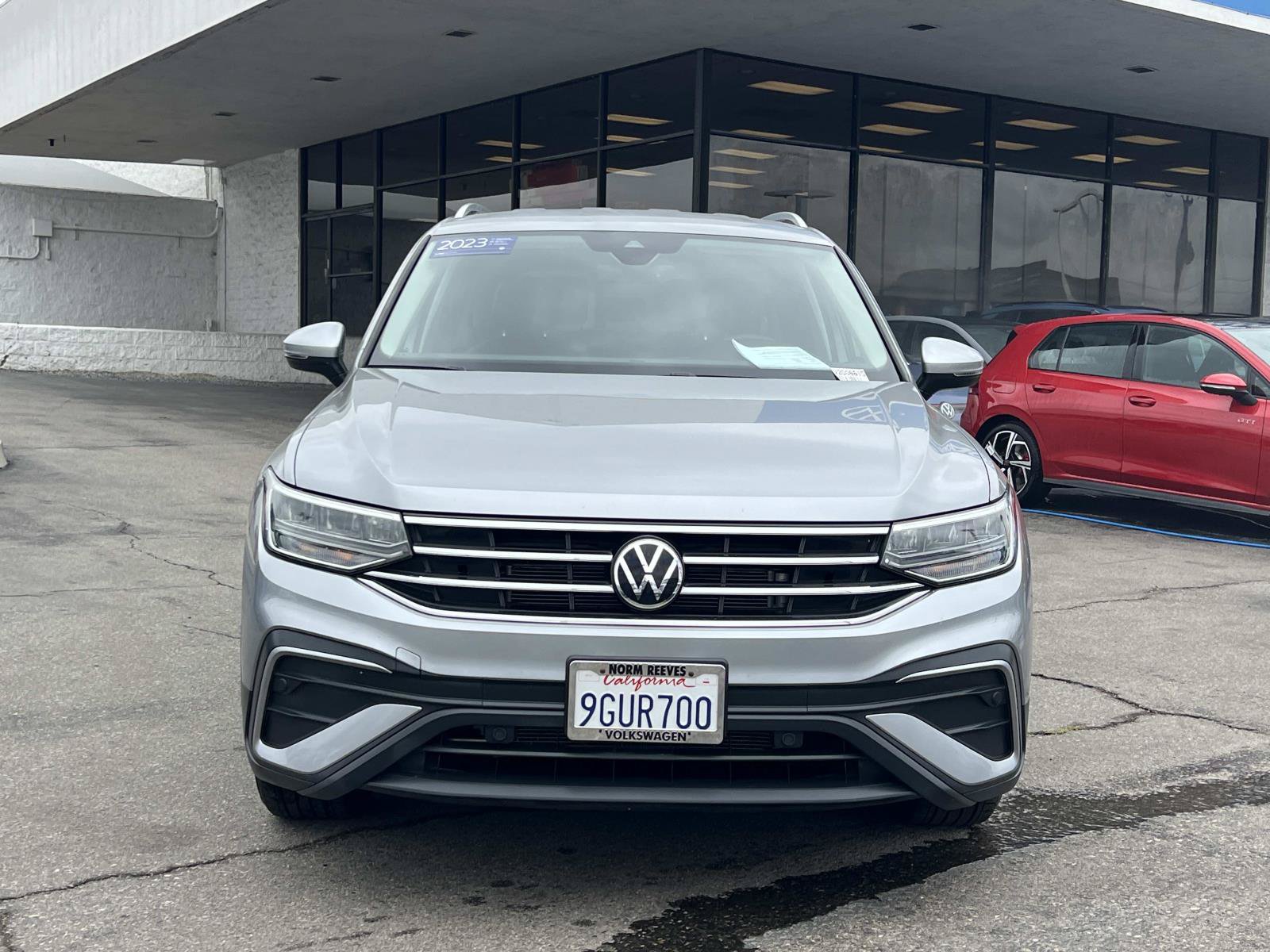 Certified 2023 Volkswagen Tiguan SE FWD image 4