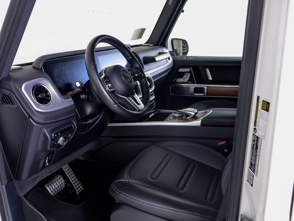 Used 2023 Mercedes-Benz G 550 image 4