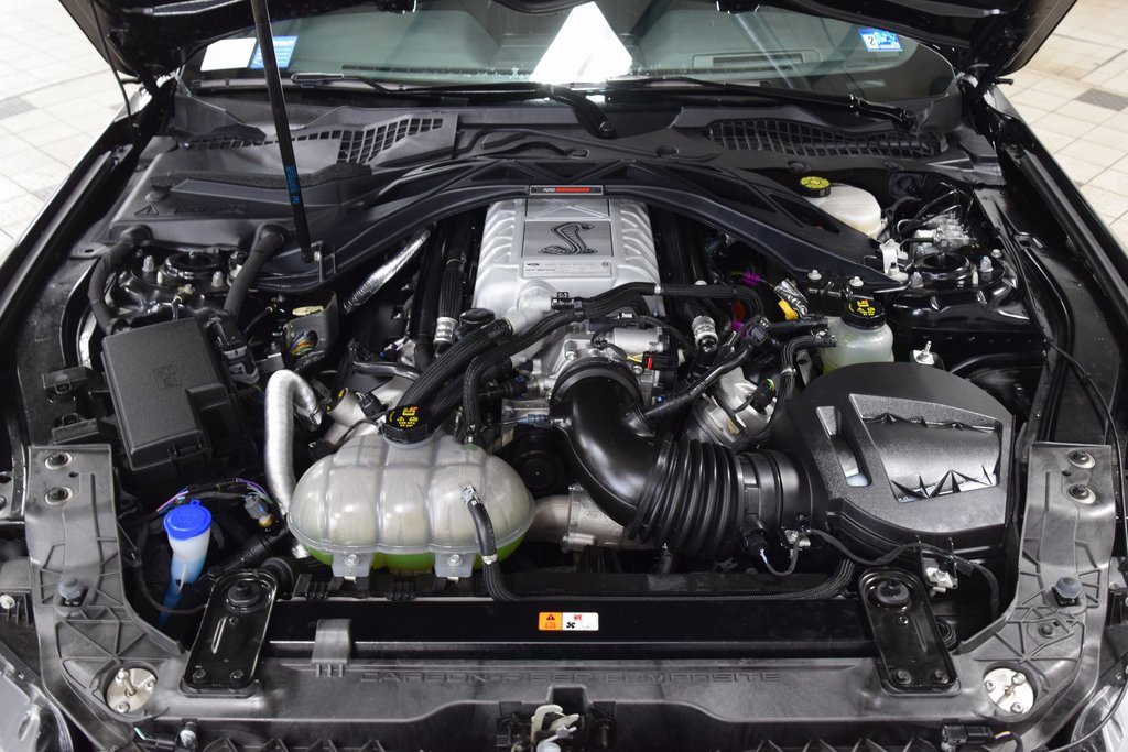 Used 2022 Ford Mustang Shelby GT500 w/ Technology Package image 32