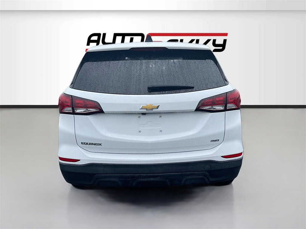 Used 2022 Chevrolet Equinox LS w/ LS Convenience Package image 6
