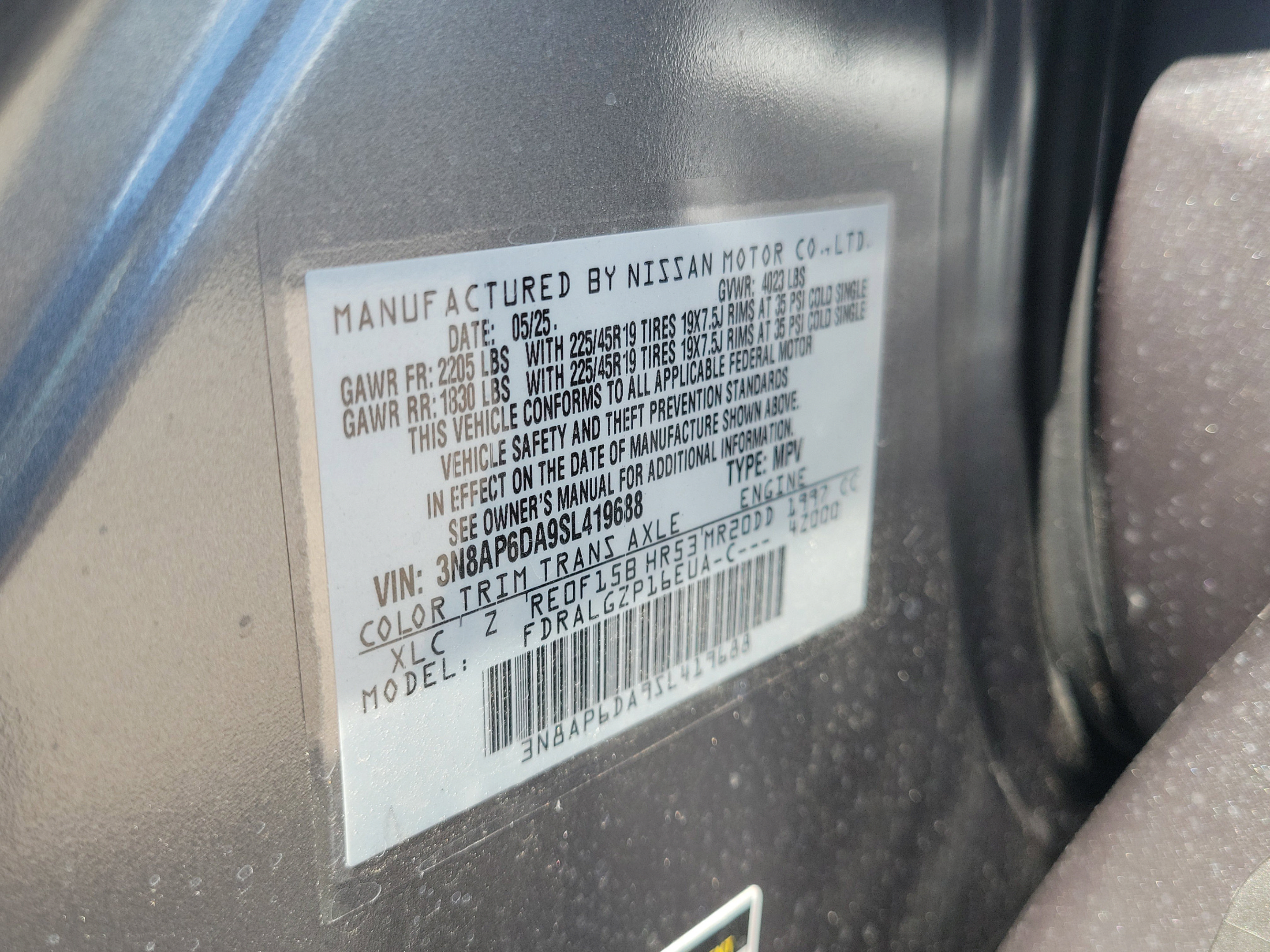 New 2025 Nissan Kicks SR FWD image 30