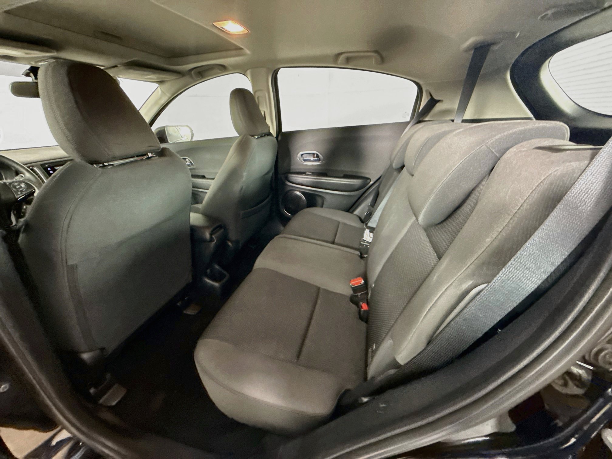 Used 2022 Honda HR-V EX image 29