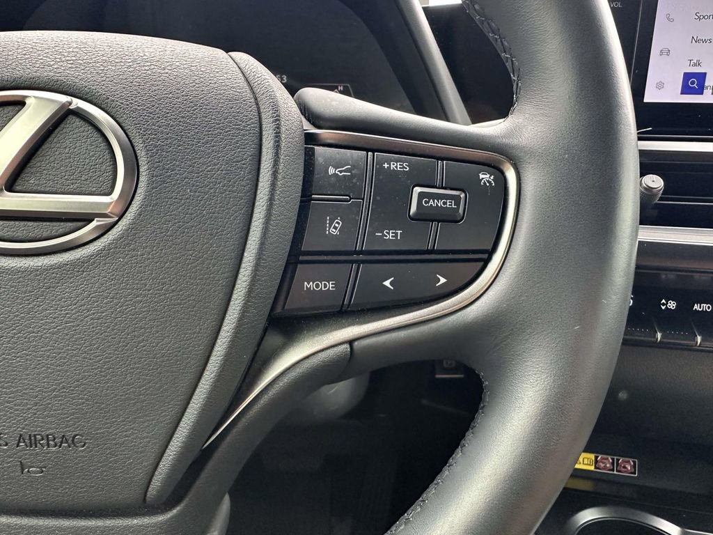 Used 2023 Lexus UX 250h FWD w/ Accessory Package (Z2) image 14