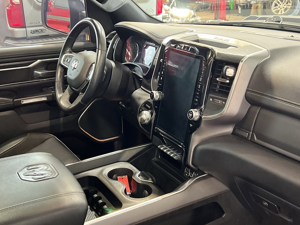 Used 2023 RAM 1500 Laramie AWD/4WD image 30