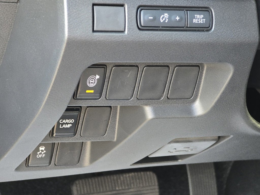 New 2026 Nissan Frontier SV image 7