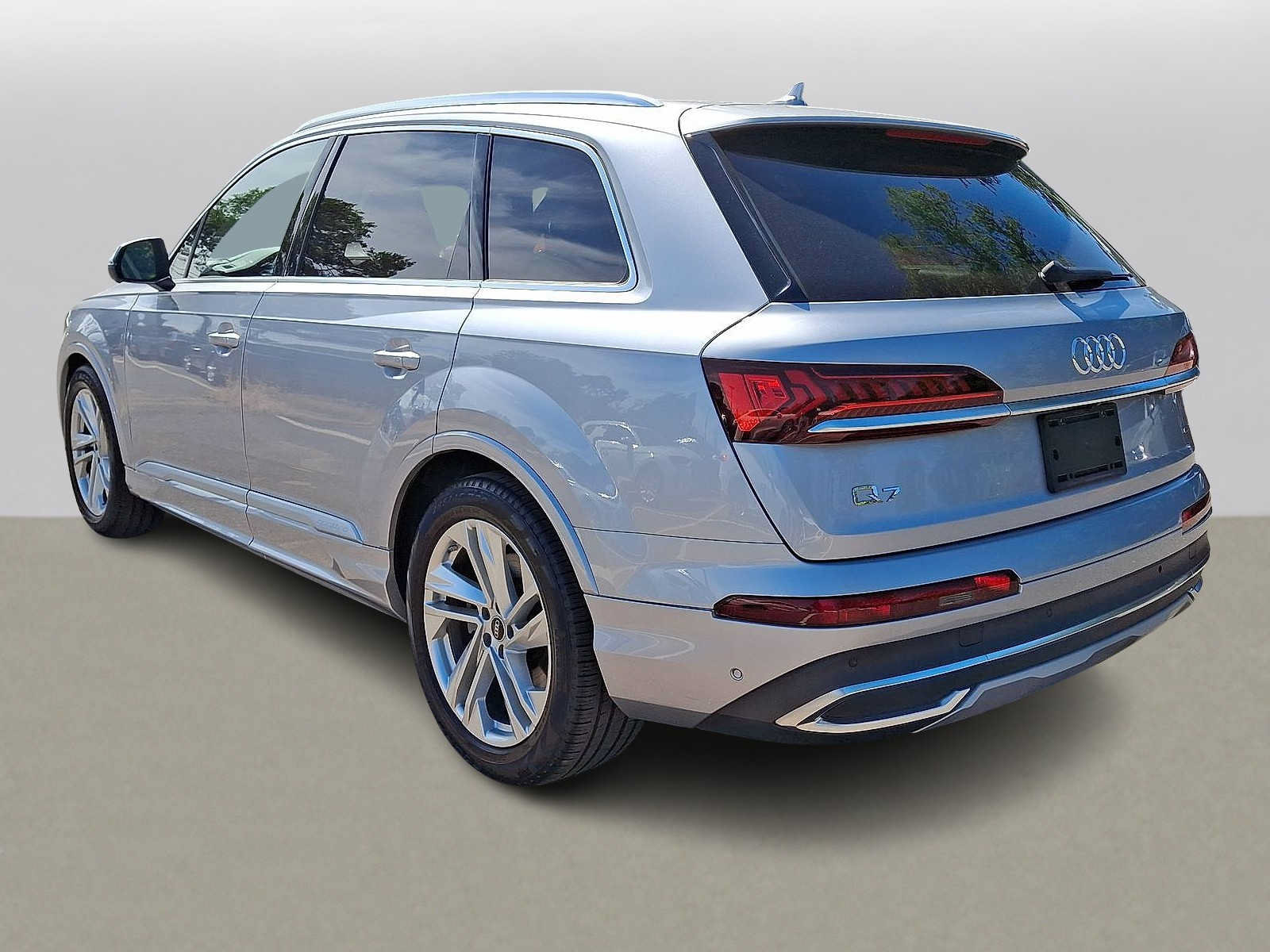 Used 2022 Audi Q7 3.0T Prestige w/ Prestige Package AWD/4WD image 28