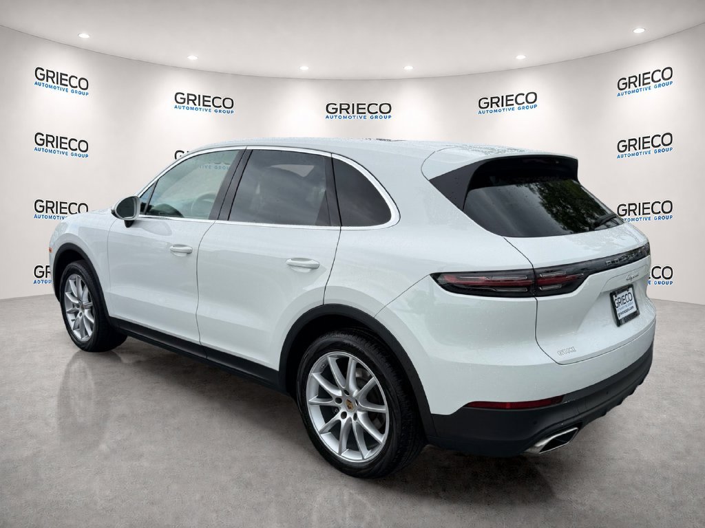 Used 2023 Porsche Cayenne w/ Premium Package AWD/4WD image 5