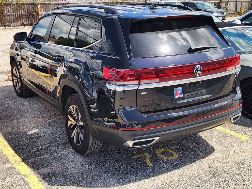 Used 2024 Volkswagen Atlas SE FWD image 5