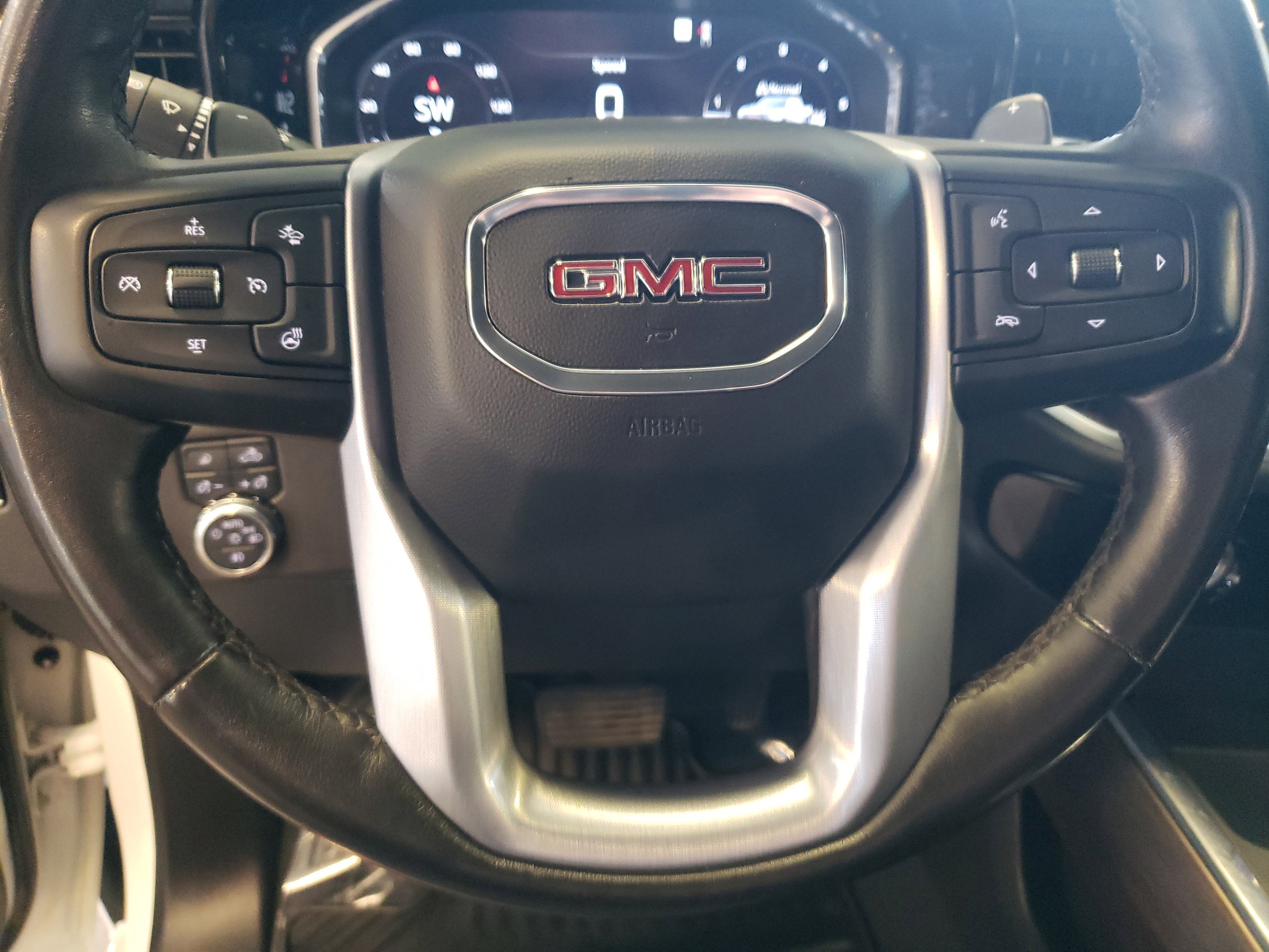 Certified 2022 GMC Sierra 1500 SLT w/ SLT Convenience Package image 23