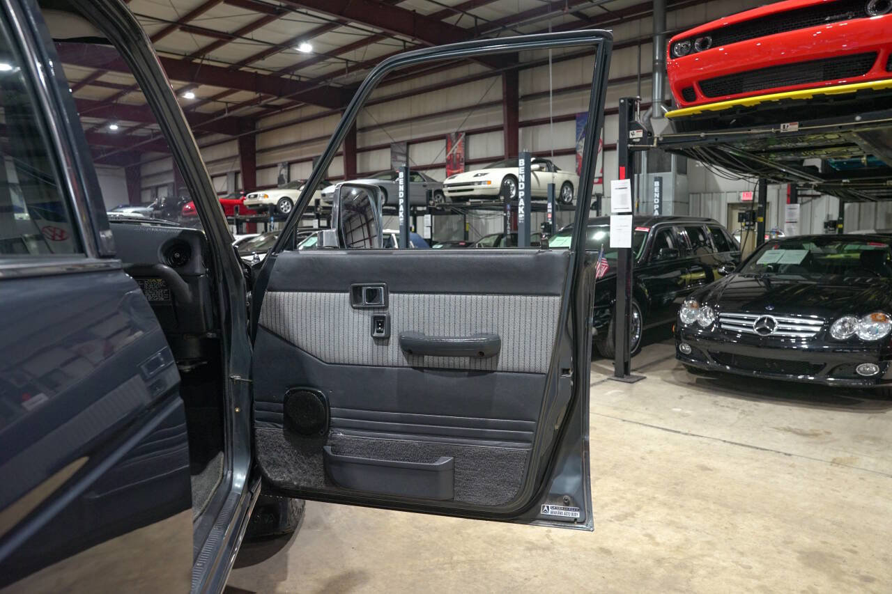 Used 1989 Toyota Land Cruiser image 40