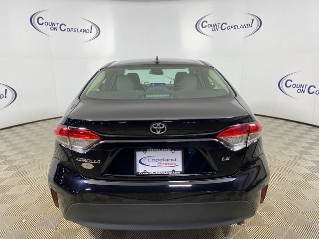 Used 2024 Toyota Corolla LE FWD image 5