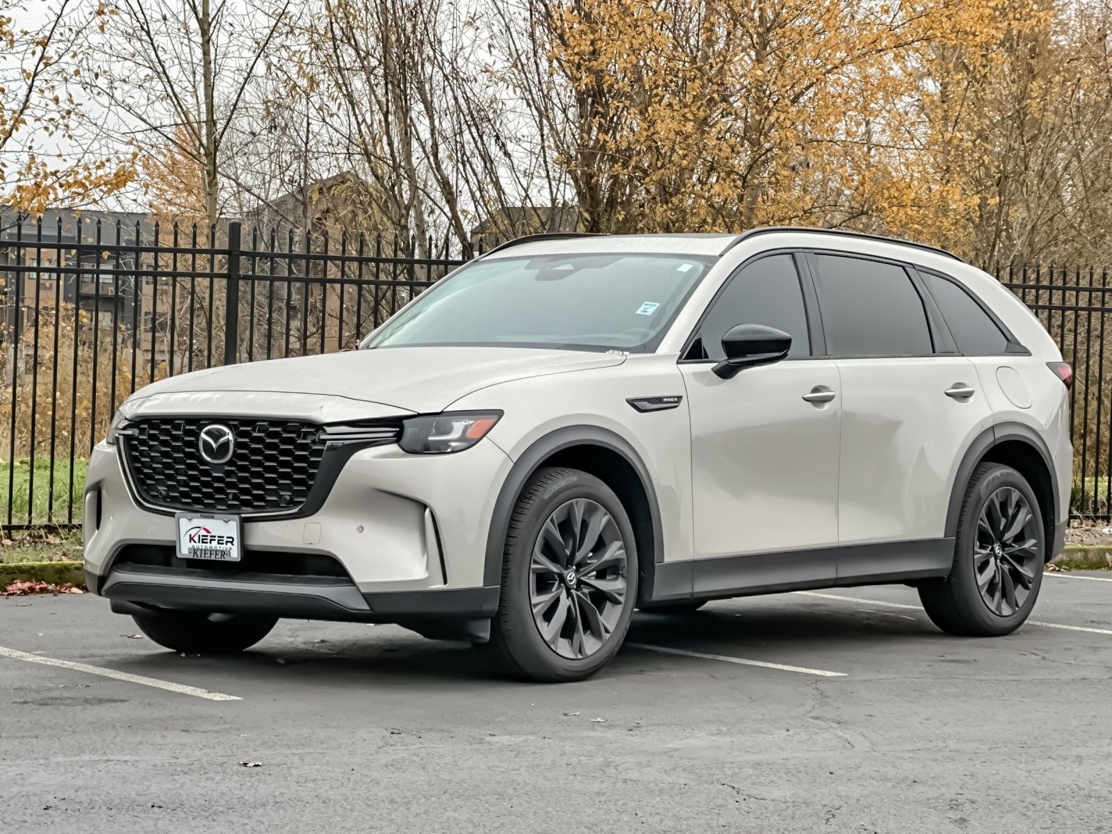 Certified 2025 MAZDA CX-90 Plug-In Hybrid w/Premium Sport image 8