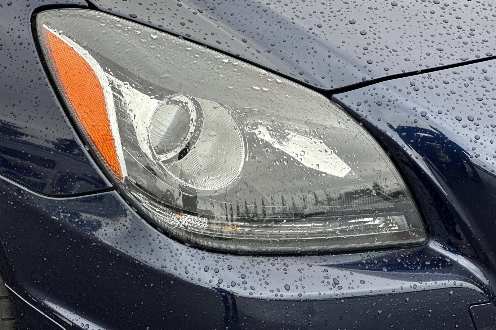 Used 2012 Mercedes-Benz SLK 350 image 10