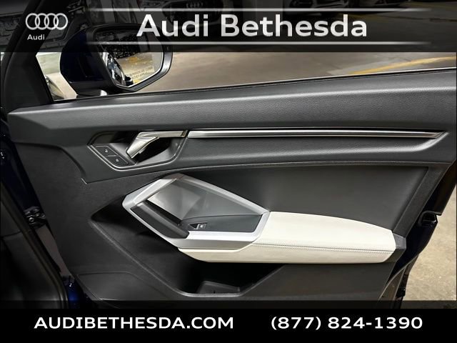 Used 2025 Audi Q3 2.0T Premium w/ Convenience Package image 29