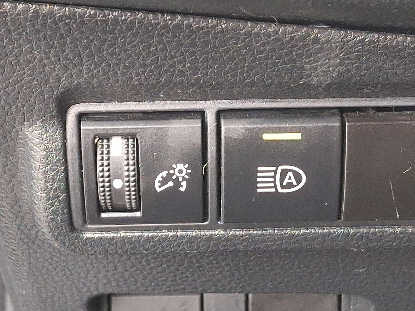 Certified 2023 Toyota Corolla Cross XLE w/ Convenience Package image 25