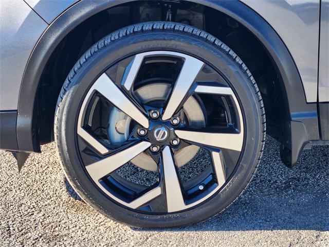 Used 2022 Nissan Rogue Sport SL w/ Premium Package image 10