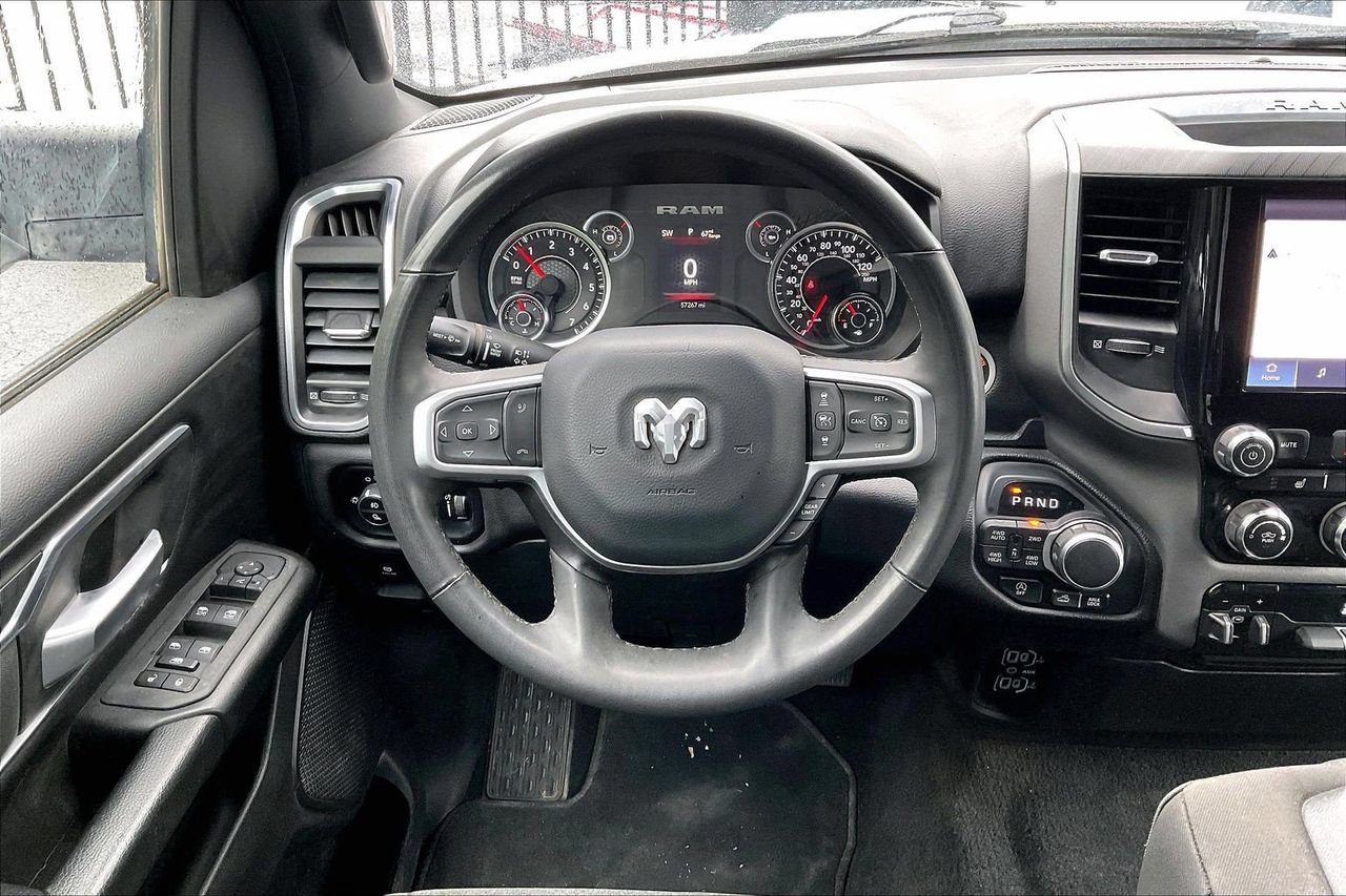 Used 2025 RAM 1500 Big Horn AWD/4WD image 10