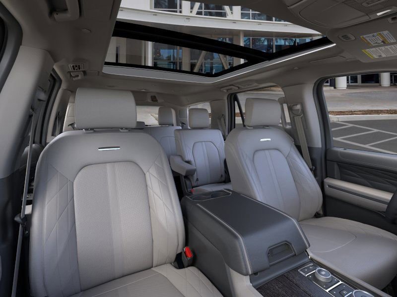 New 2024 Ford Expedition Platinum image 10