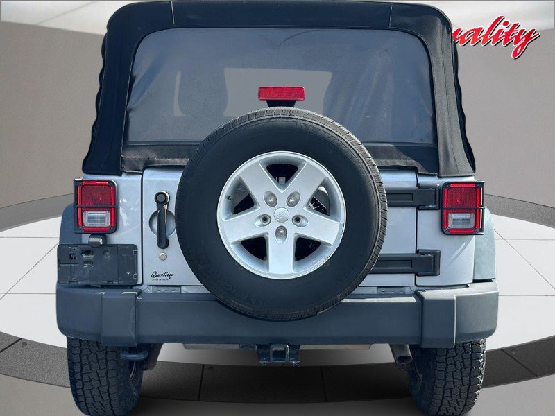 Used 2015 Jeep Wrangler Unlimited Sport w/ Quick Order Package 24S AWD/4WD image 4