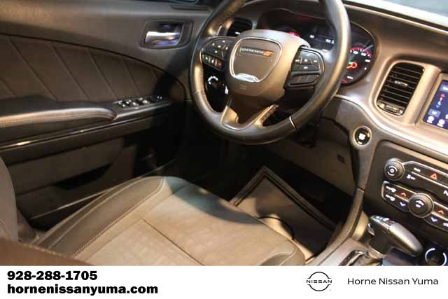 Used 2022 Dodge Charger SXT w/ Blacktop Package image 10