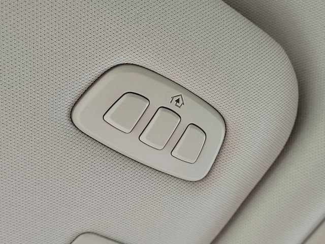 Used 2024 Lincoln Nautilus Reserve image 32