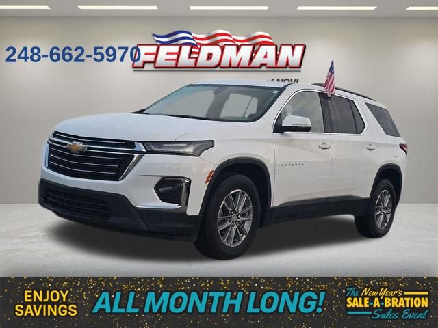 Used 2023 Chevrolet Traverse LT image 1