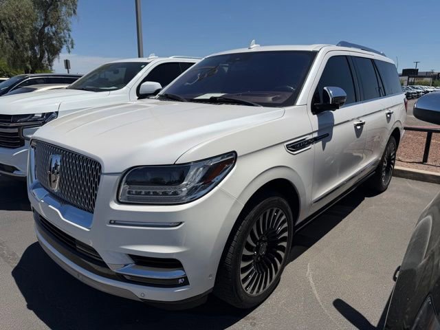 Used 2018 Lincoln Navigator Black Label w/ Cargo Package AWD/4WD image 2