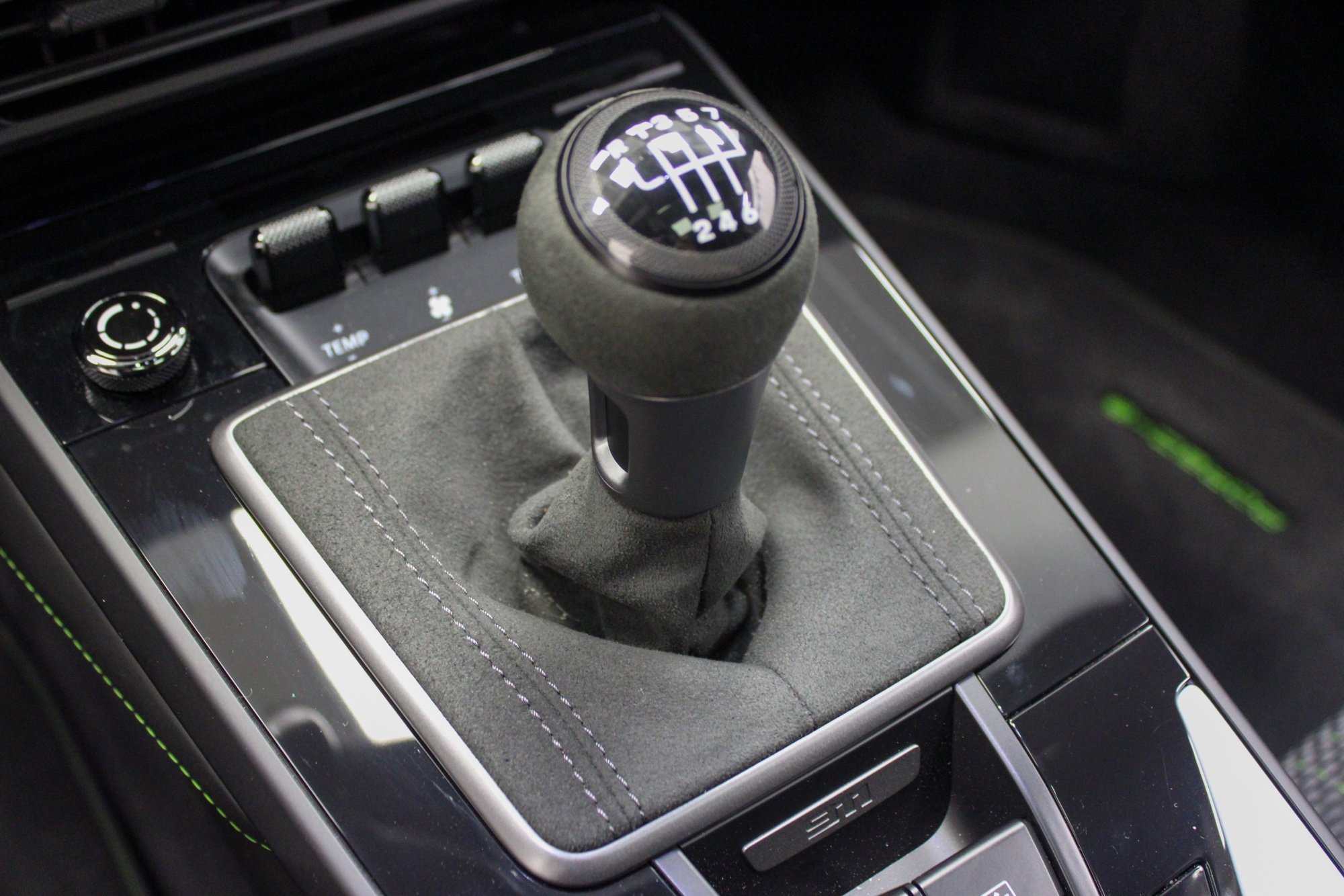 Certified 2024 Porsche 911 Carrera T image 24