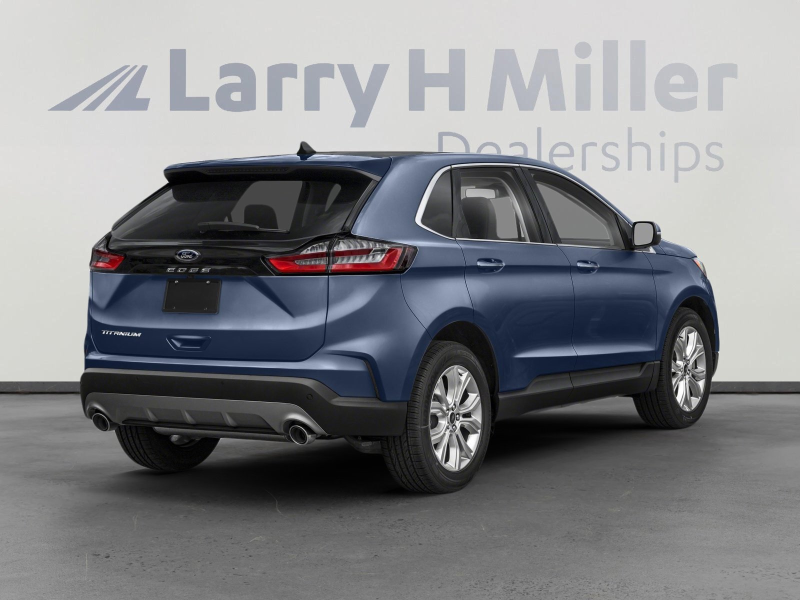 Used 2024 Ford Edge Titanium AWD/4WD image 2