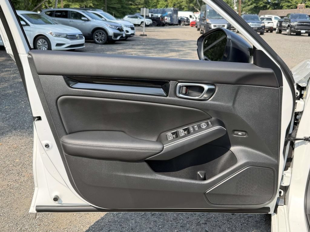 Used 2025 Honda Civic Sport Touring image 12