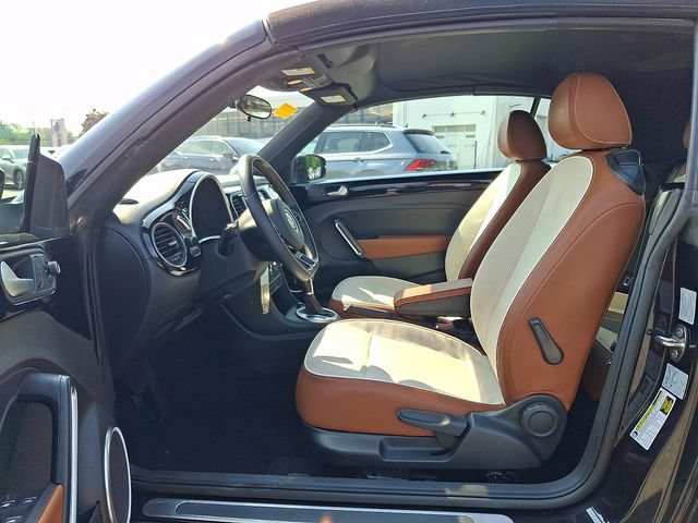 Used 2015 Volkswagen Beetle 1.8T FWD image 13