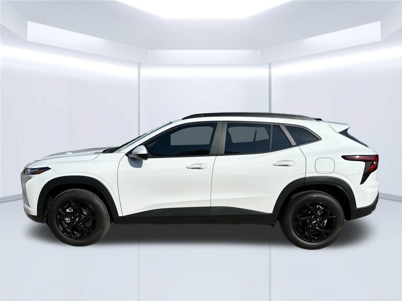 New 2026 Chevrolet Trax LT w/ LT Convenience Package FWD image 2