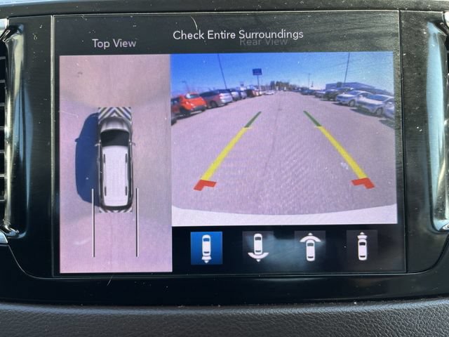 Used 2019 Chrysler Pacifica Touring-L Plus FWD image 25