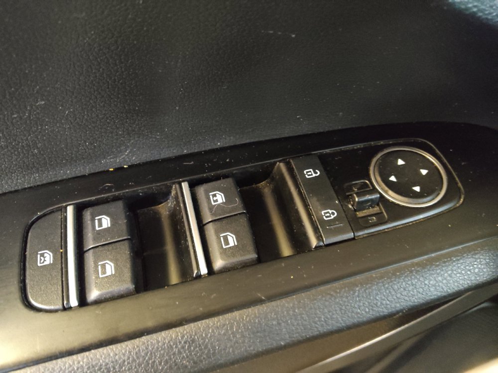 Used 2021 Kia Soul LX FWD image 27