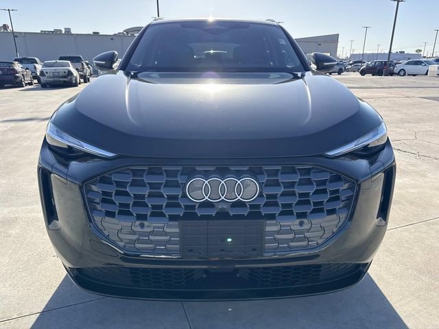 Used 2025 Audi Q5 2.0T Premium w/ 19" Wheel Package image 2